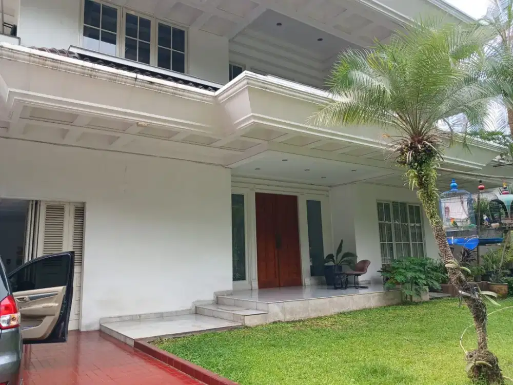 Dijual Rumah Mewah Lokasi Strategis di Kebayoran Baru Jakarta Selatan