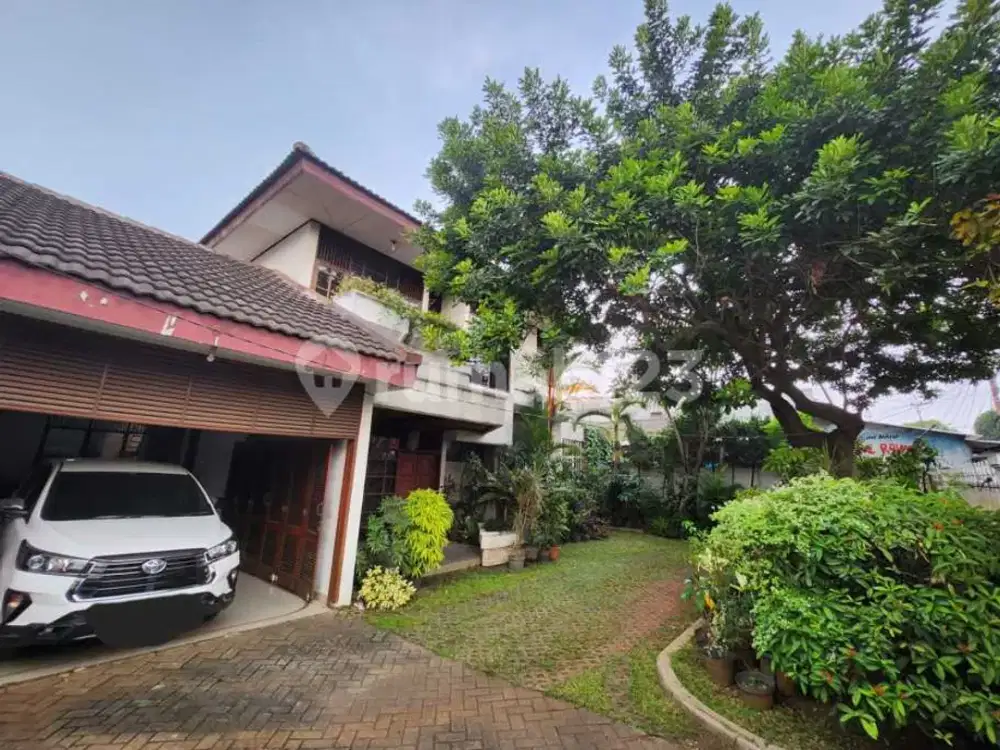 Rumah Bagus Semi Furnished di Pesanggrahan, Jakarta Selatan