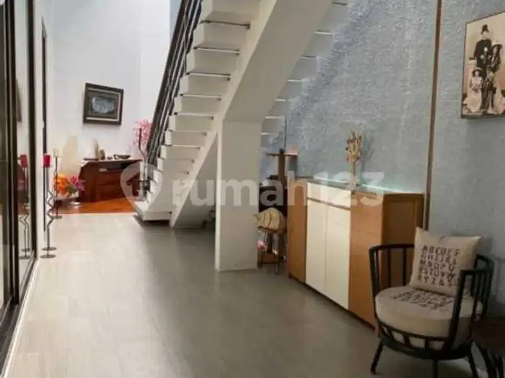Rumah cantik di mertilang