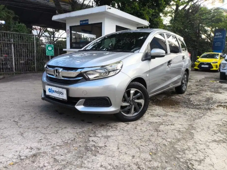 LOW DP Honda Mobilio 1.5 S Bensin-MT 2018 AHC