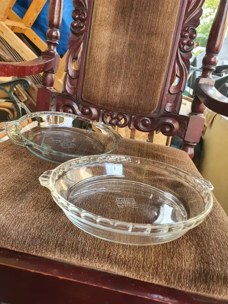 Wadah pyrex dan anchor