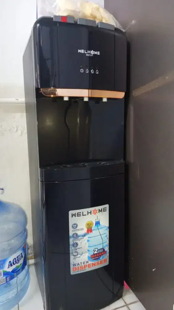 Dispenser Galon Bawah wellhome