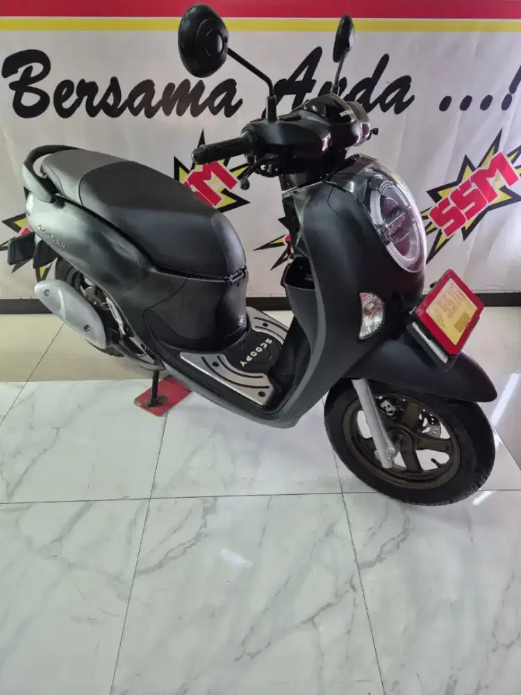 New Scoopy prestige keyless 2025, plat W