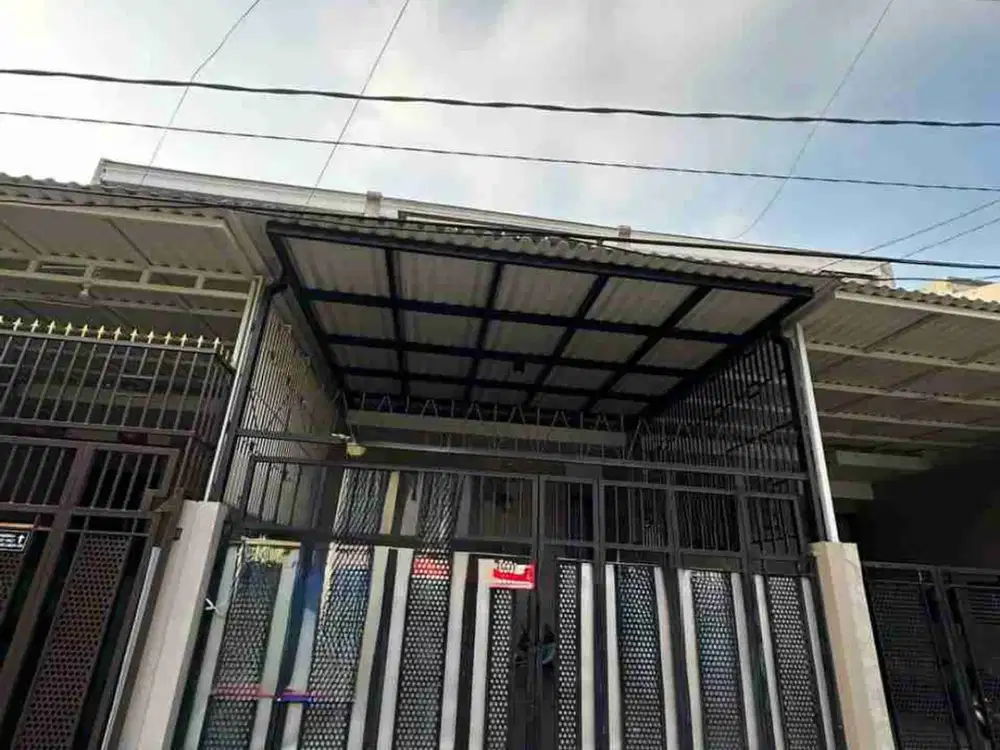 Butuh cepat laku ‼ Dijual rumah 2 lantai siap huni lebak Arum dekat raya ke njeran