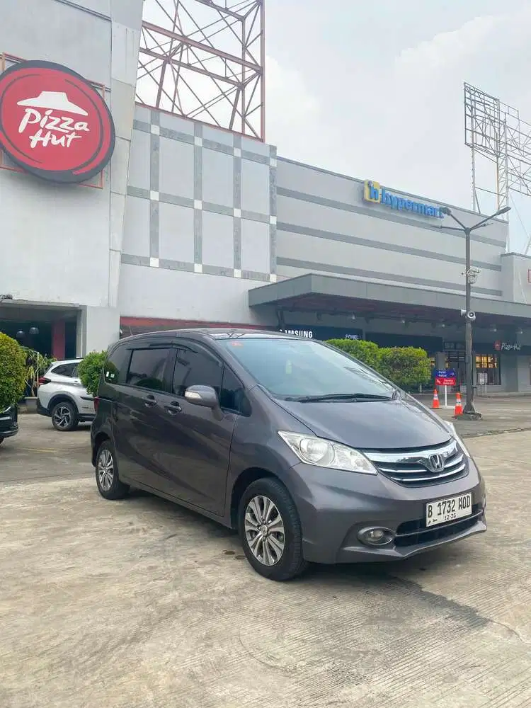 Honda Freed 2015 Bensin