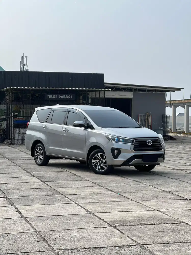 Toyota innova reborn V diesel 2022