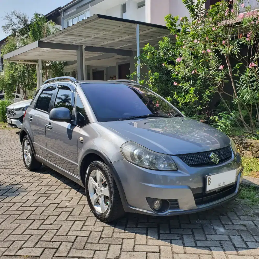 Suzuki SX4 2010 AT