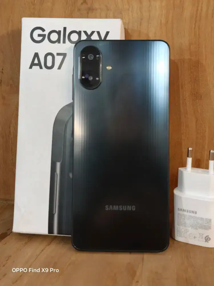 Samsung A07 4/128 second resmi Jan 2027 lengkap ori