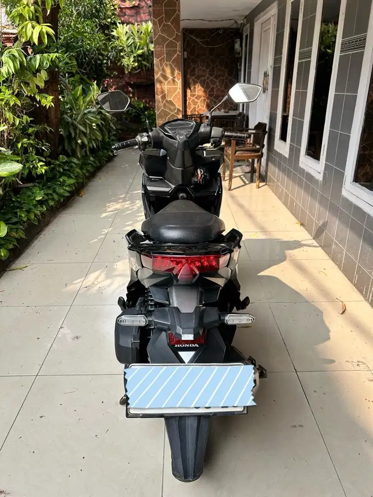 Honda vario cc 125 tahun 2023 warna hitam orisinil