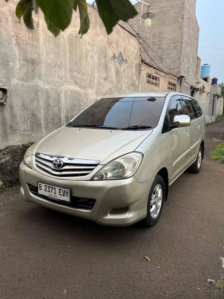 Toyota Kijang Innova 2011 Diesel