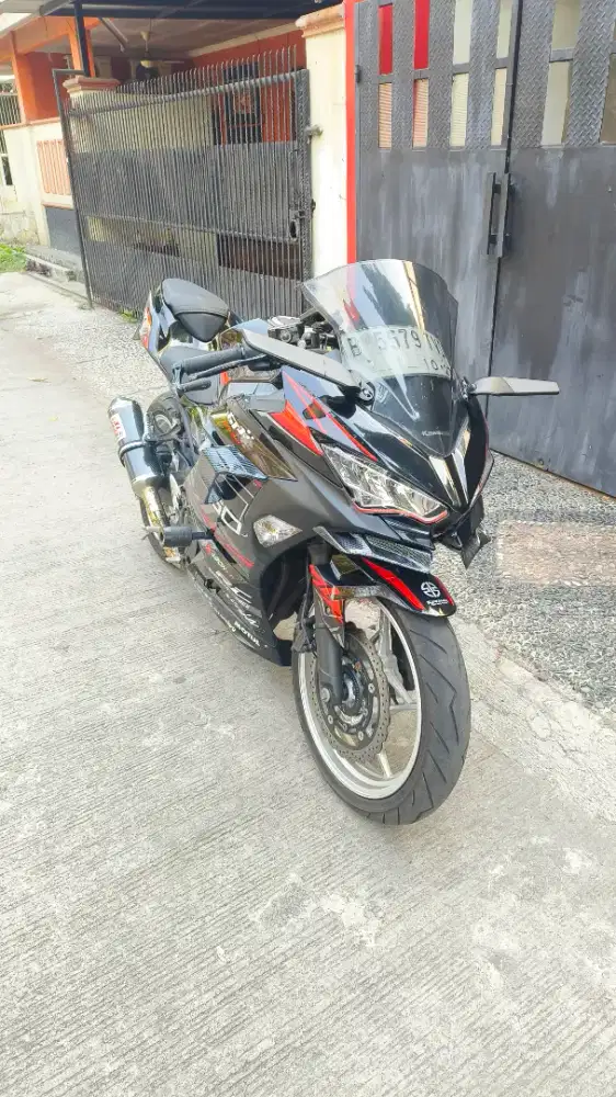 2019 NINJA 250 KEYLESS