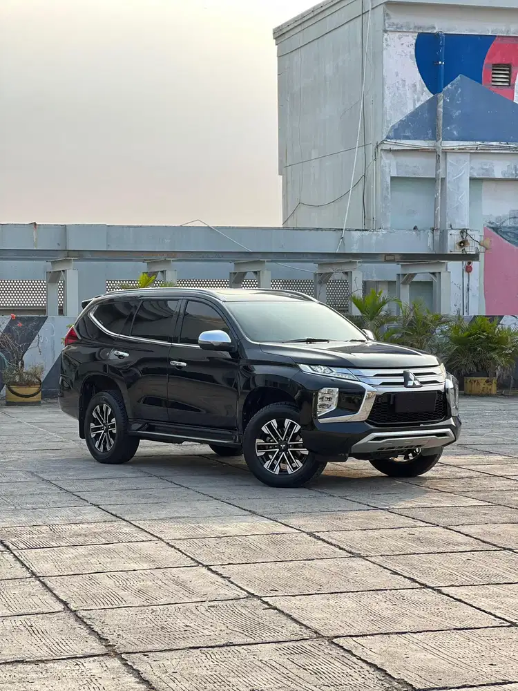 Mitsubishi Pajero Sport dakar Solar 2021