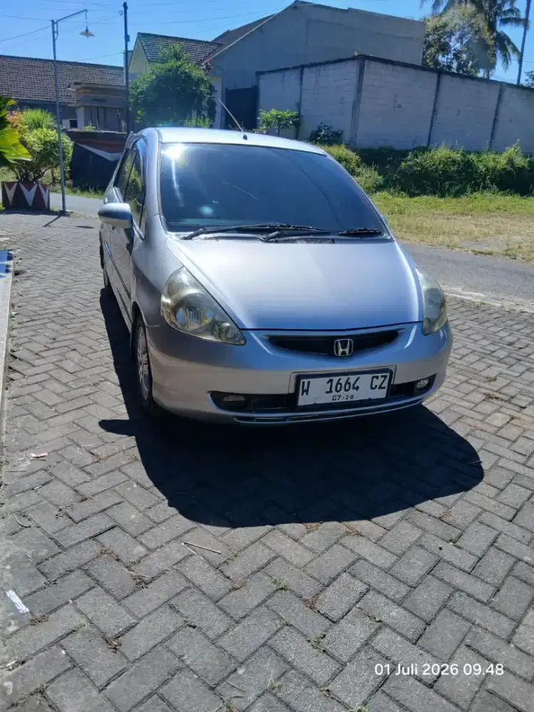 Dijual :Mobil  HONDA JAZZ 2005