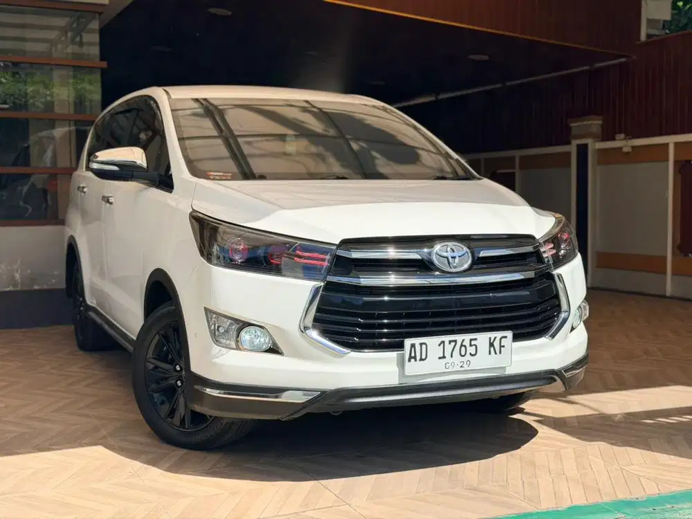 BismillaH dijual mobil pribadi Tipe tertinggi