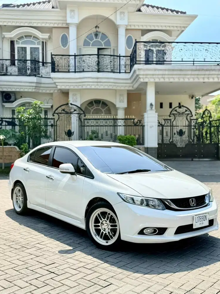 Honda Civic FB3 2.0 Thn 2013 Istimewa Like New