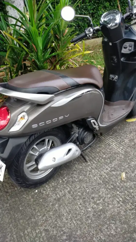 Scoopy mulus B nomor