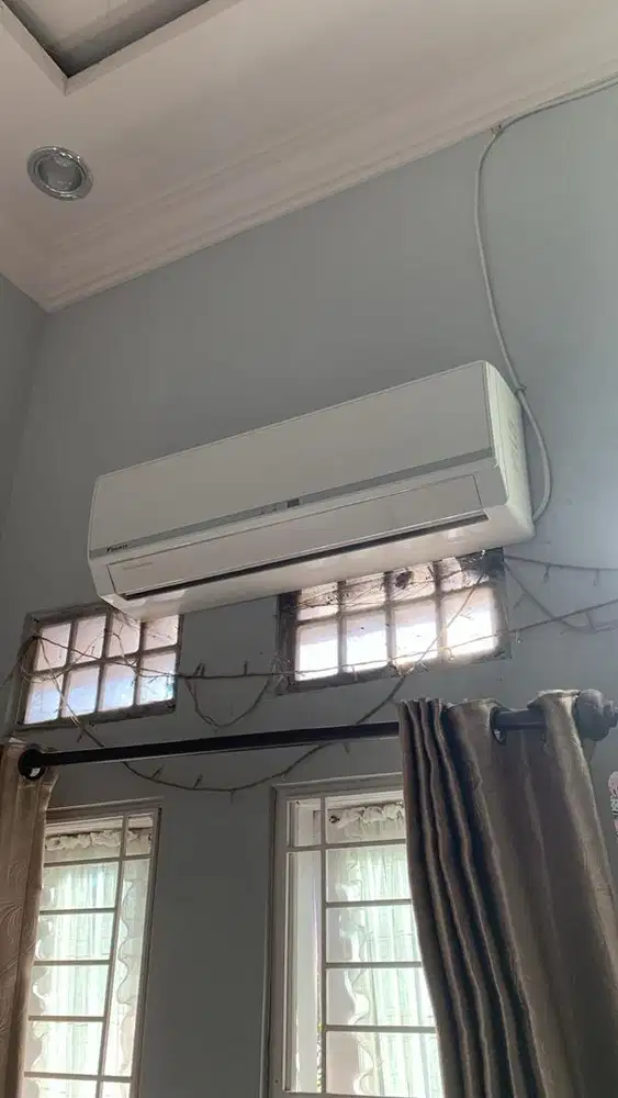 JUAL AC DAIKIN 1/2 PK
