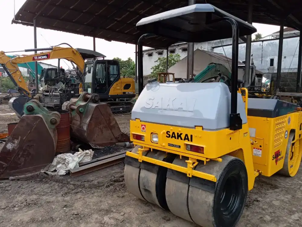 Tandem Kombinasi Sakai TW500 Combination Roller BuildUp Harga TDP
