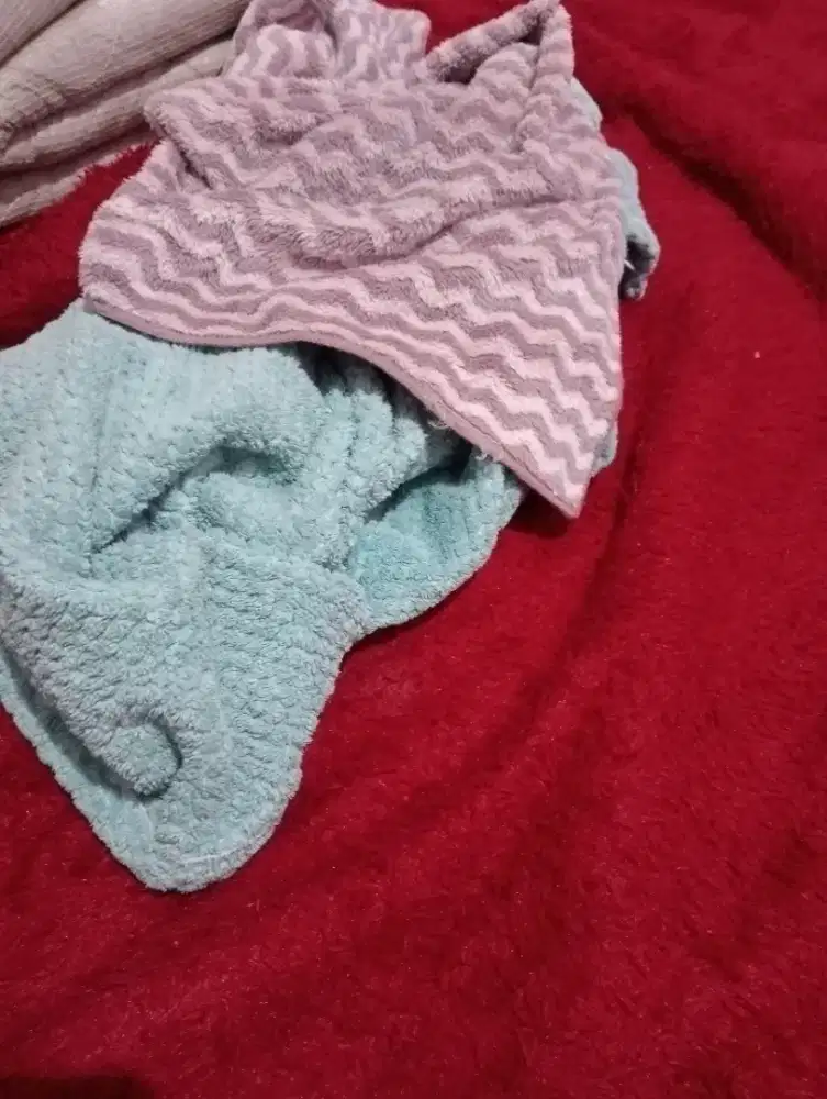 DIBUTUHKAN KARYAWAN LAUNDRY