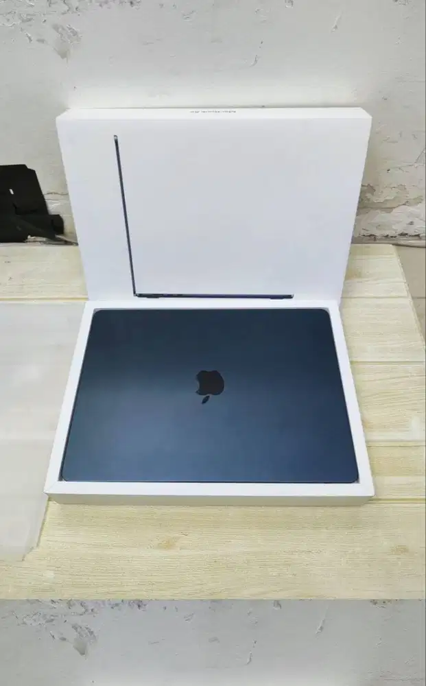Macbook air M3 15 inci