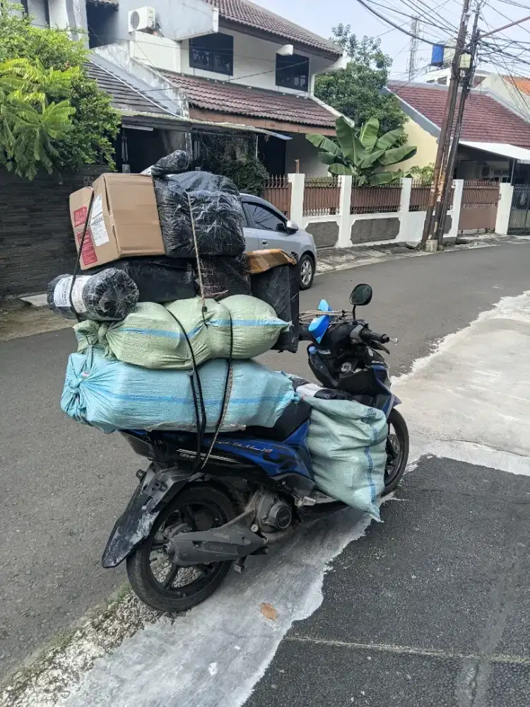 Mencari pekerjaan kurir