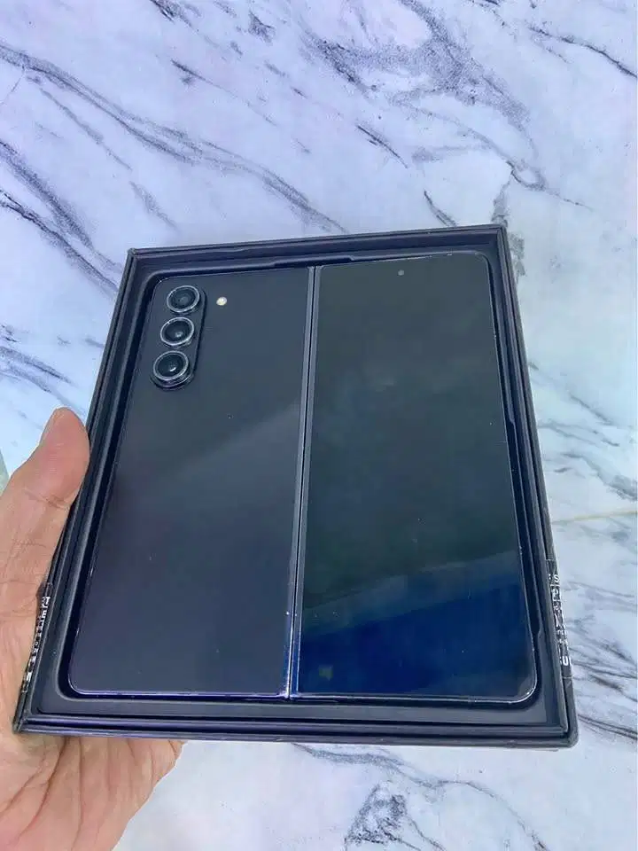 Second SAMSUNG GALAXY Z FOLD 5 12/256gb BLACK (SEIN) Welljoss