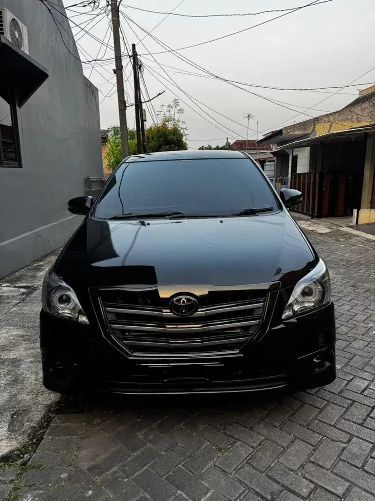 Toyota Kijang Innova 2012 Diesel