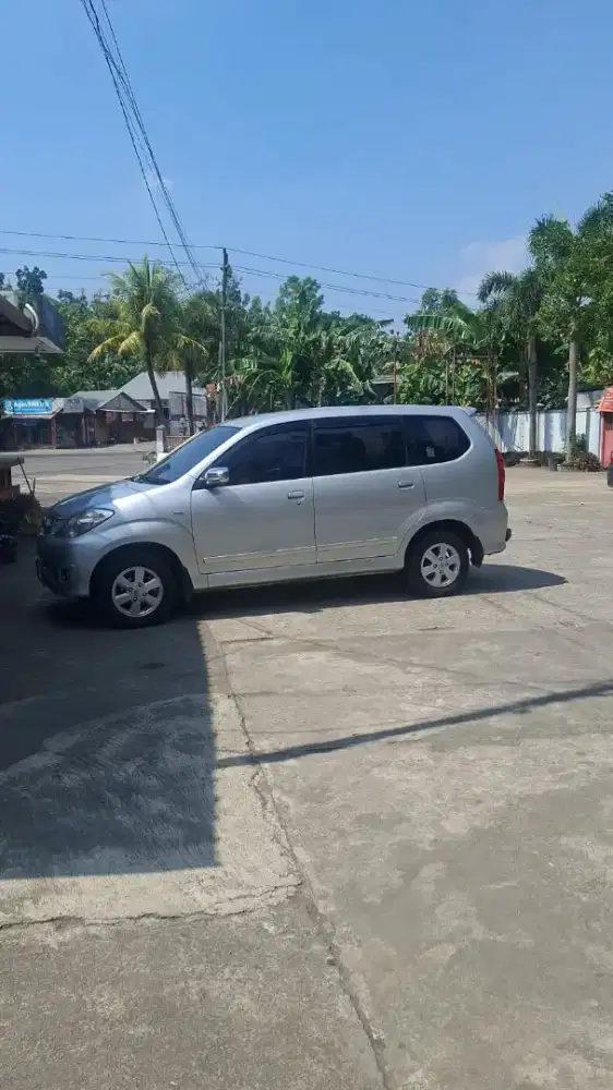 Avanza G matic istimewa