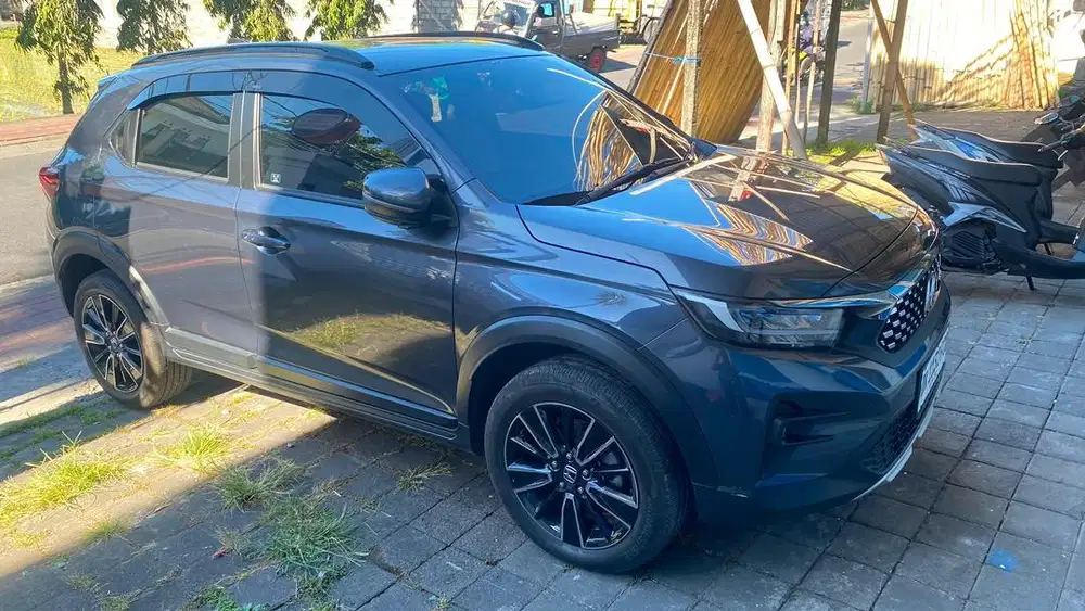 HONDA WR-V RS CVT 2025 ABU METEOR METALLIC | TANGAN PERTAMA | LIKE NEW