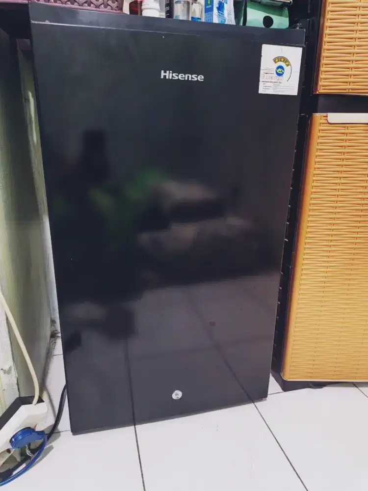 Kulkas Hisense 1 Pintu Masih Seperti Baru