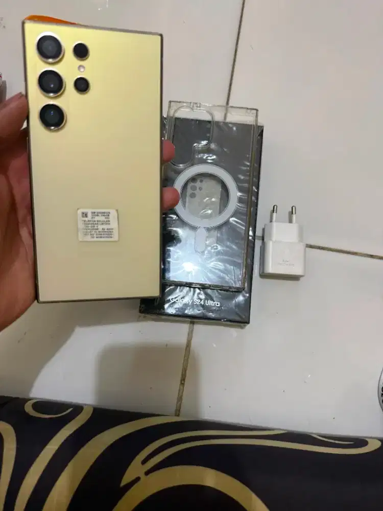 Samsung s24 ultra 12/256 sein