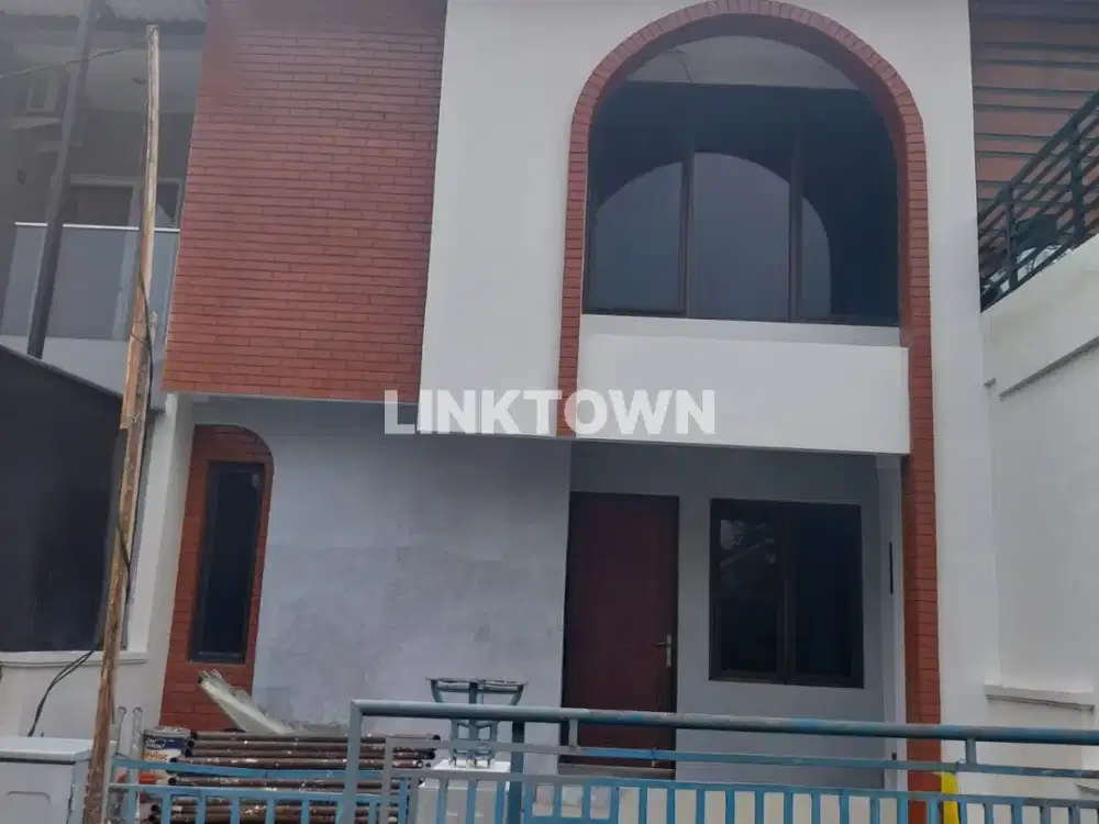 Rumah 2 Lantai Nego Siap Huni Bebas Banjir di Taman Puspa Raya Citraland
