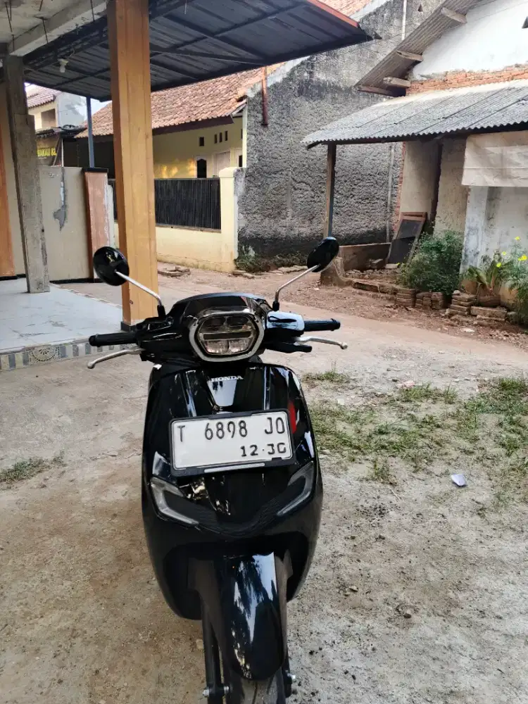 Honda stylo 160 black