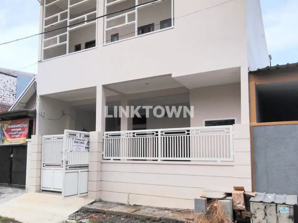 Dijual Rumah 2 Lantai Siap Huni Strategis di Griya Permata Gedangan