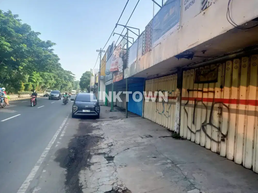 Disewakan Ruko 3 Lantai Strategis di Purimas Surabaya