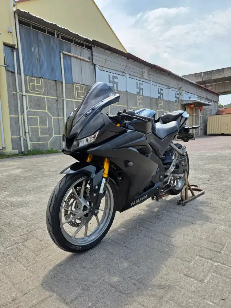 Yamaha R15 V3 Hitam 2019
