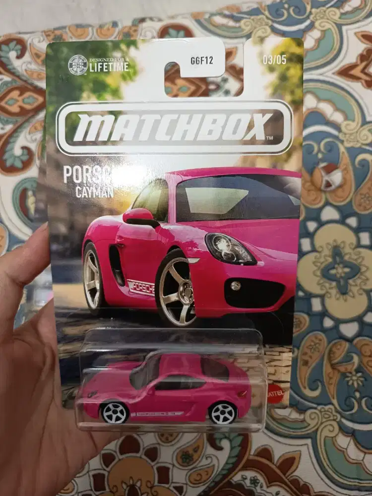 MATCHBOX CAYMAN PORSCHE PINK