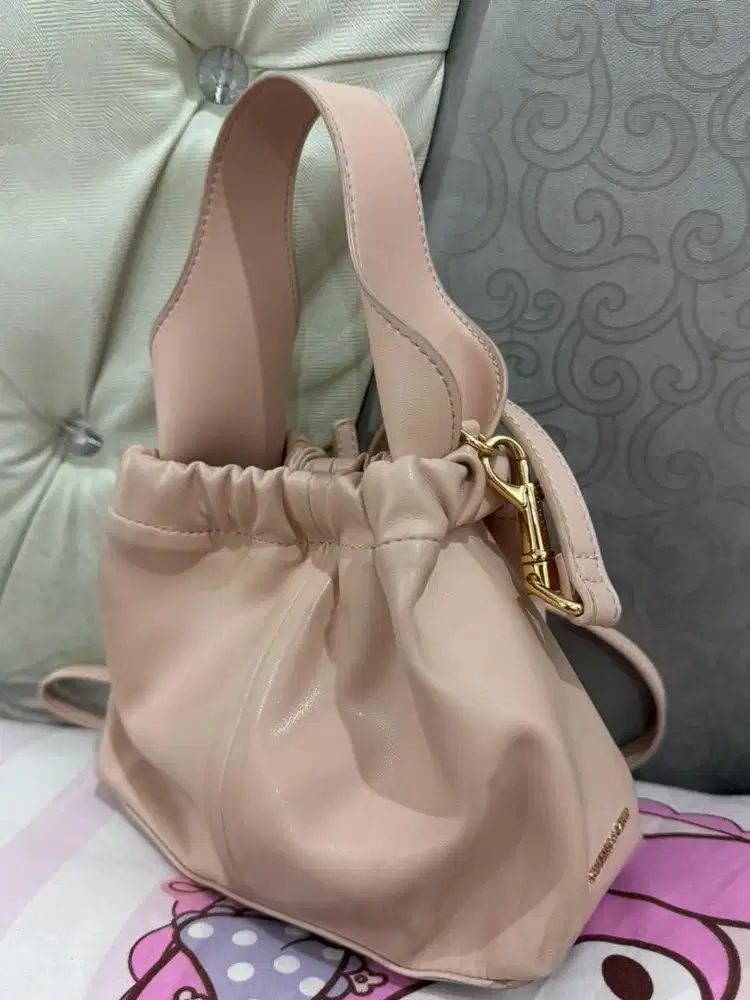 Charles n keith ori