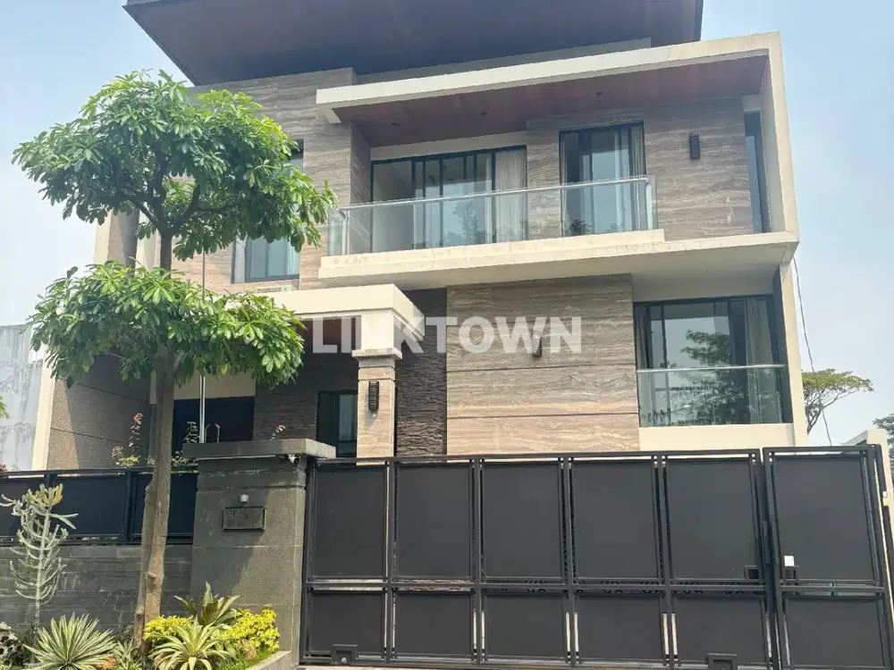 Rumah Mewah Split Level Nego Full Furnish di Bukit Golf Internasional Surabaya Barat