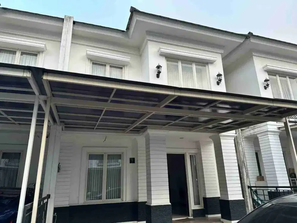 dijual rumah nyaman 2 lantai 4 kamar di grand wisata dekat dengan tol Jakarta Cikampek