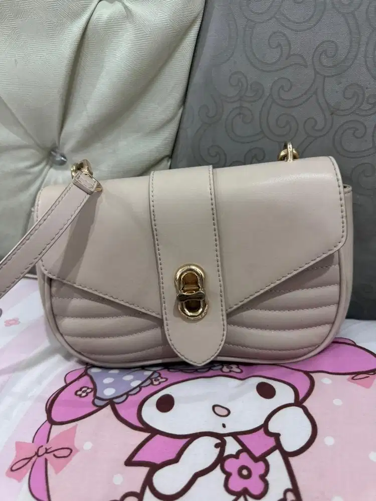 Charles n keith original