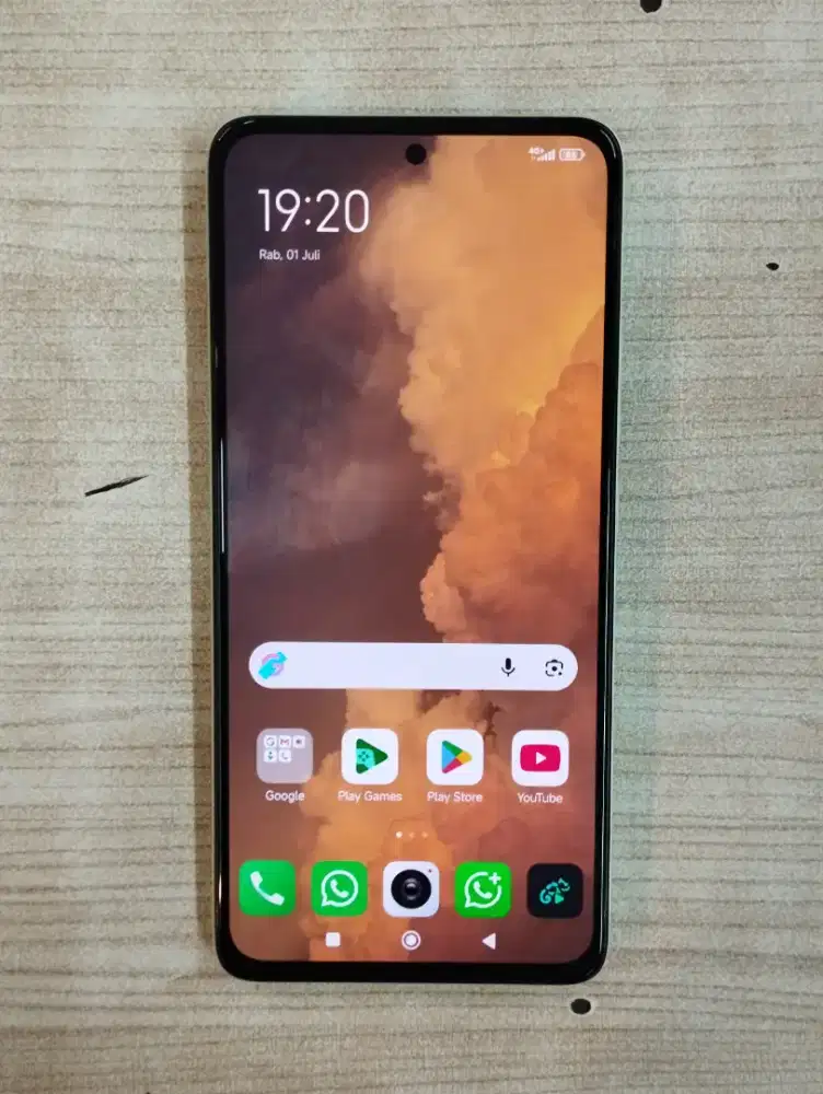 Redmi note 14 4G 8/128 dengan charger, no box mulus like new