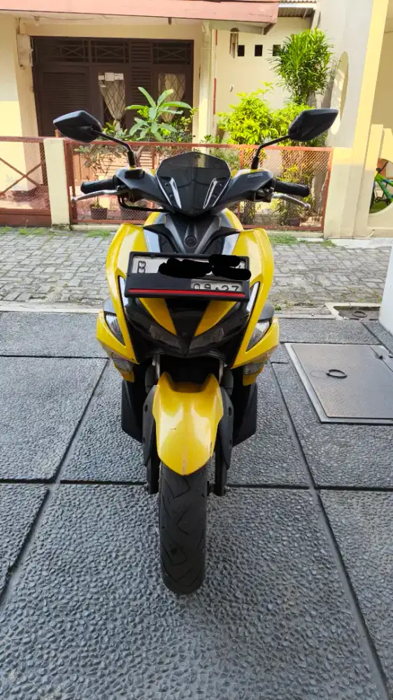 Dijual Yamaha AEROX 2017 Tgn 1 Dari Baru, Kilometer Rendah