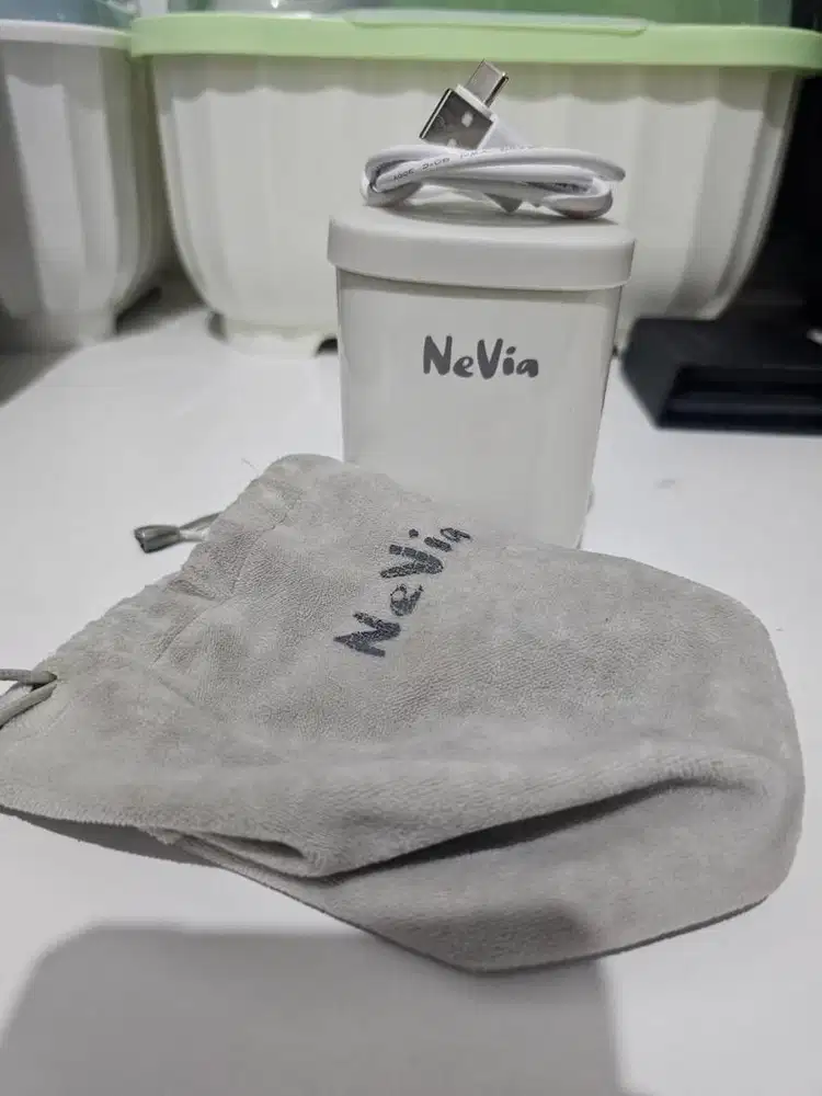 Nevia portable bottle warmer