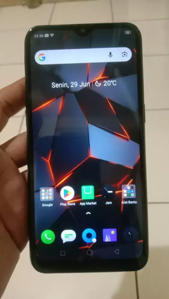 Realme C2 4G 2/32 layar 6.2 inchi mulus