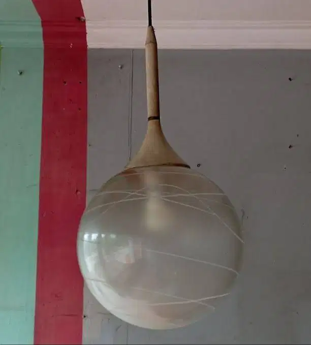 Lampu Gantung Bola Modern Diameter 24 Cm