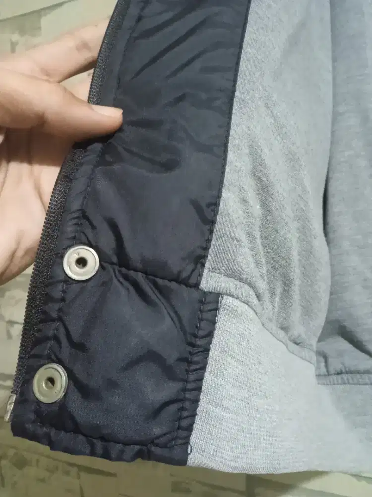 Jaket Stylish Casual Cole Active Wear (Preloved)
