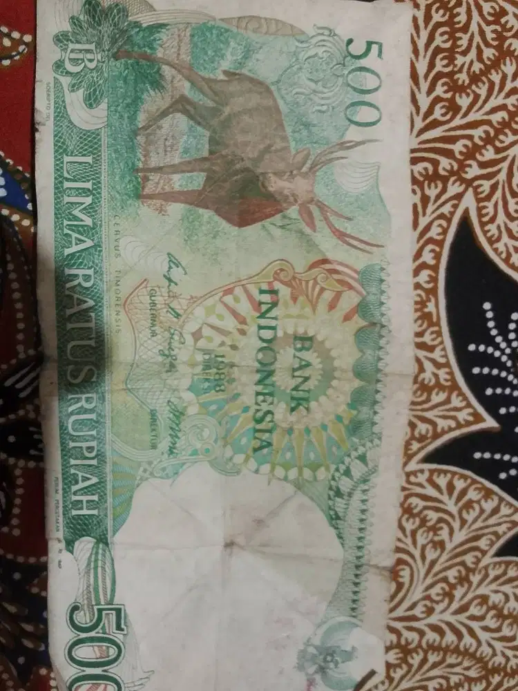 Uang kertas 100,500,1000 (tahun 1992) uang kertas 500 tahun 1988