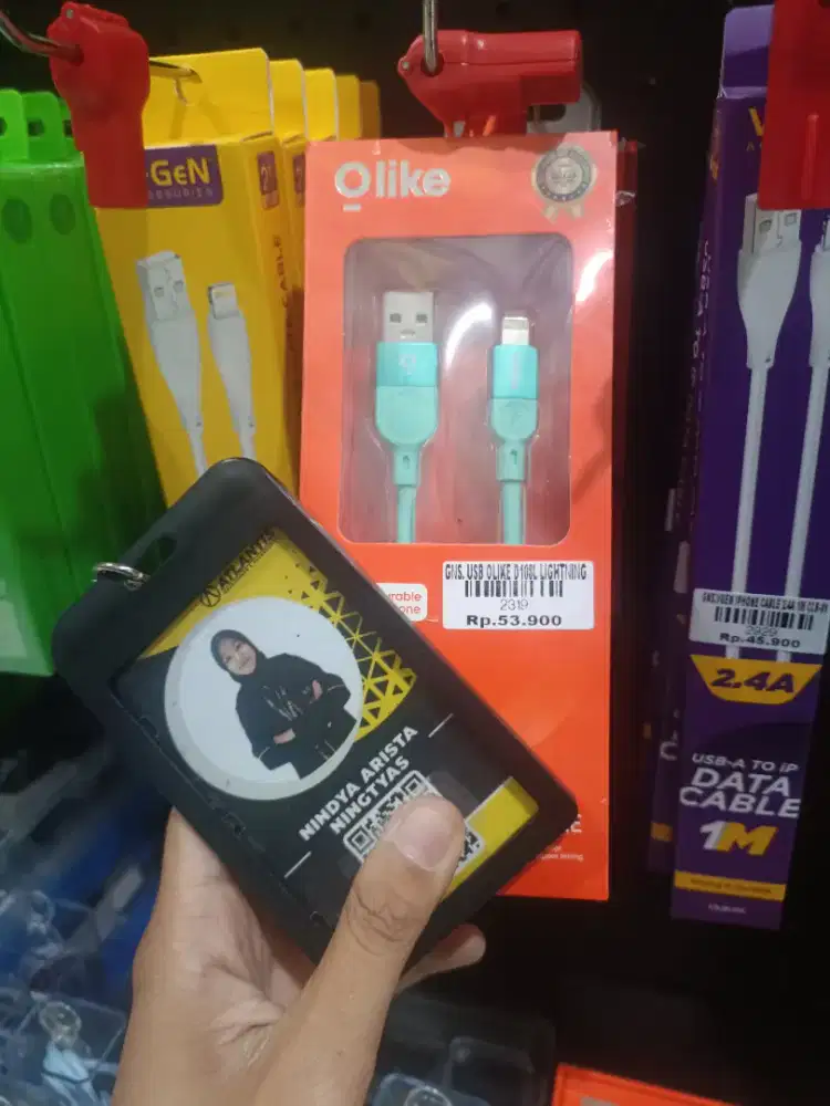 Usb lightning ATLANTIS DAHSYAT