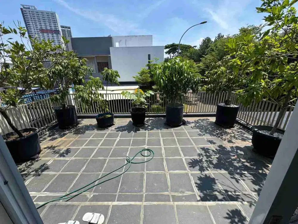 Rumah Lokasi Premium The Green BSD City Semi Furnished